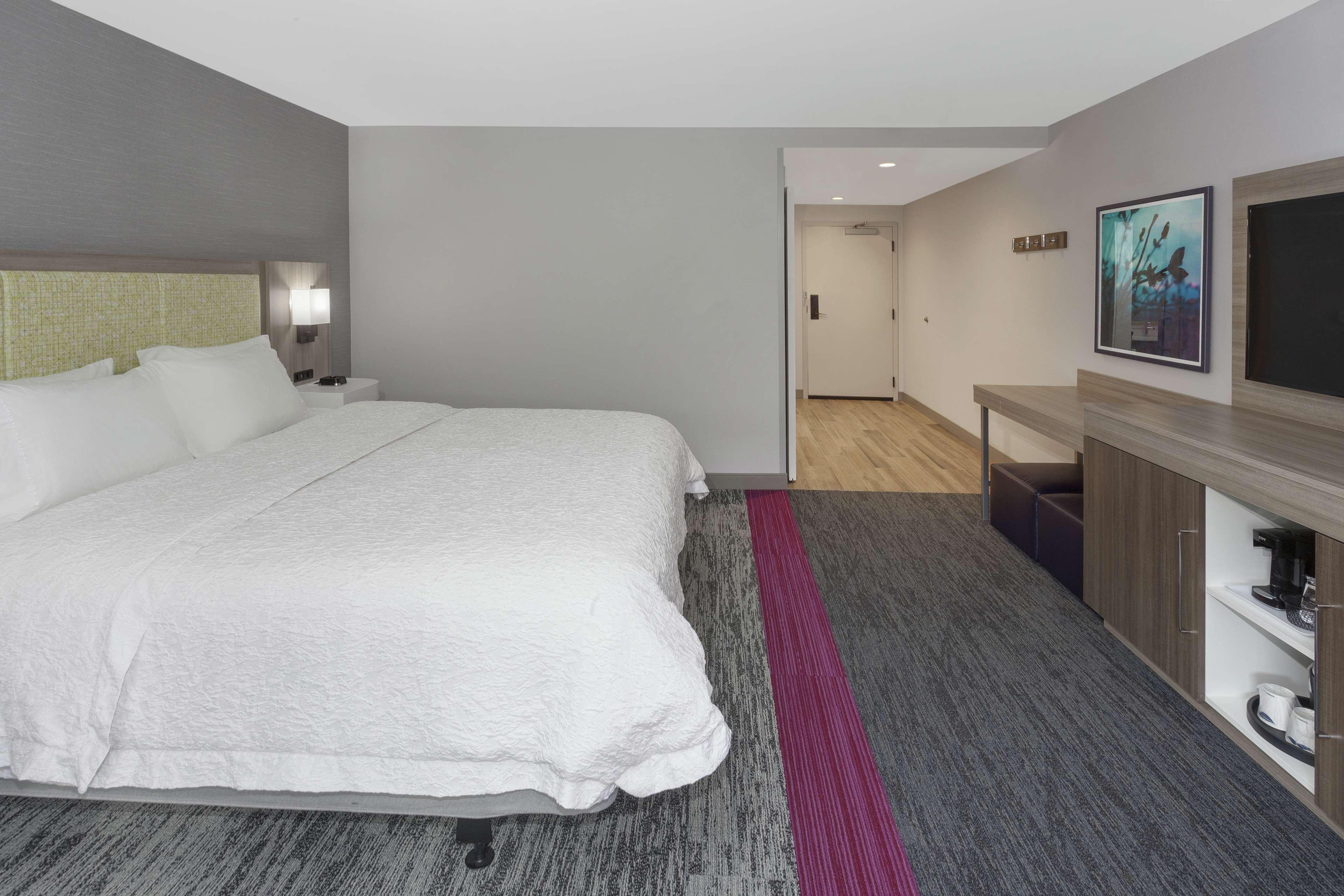 Hotel Hampton & - Hartford South 3*